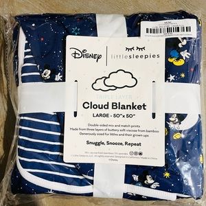 Nib Little sleepies Disney Mickey Mouse and friends bamboo cloud blanket